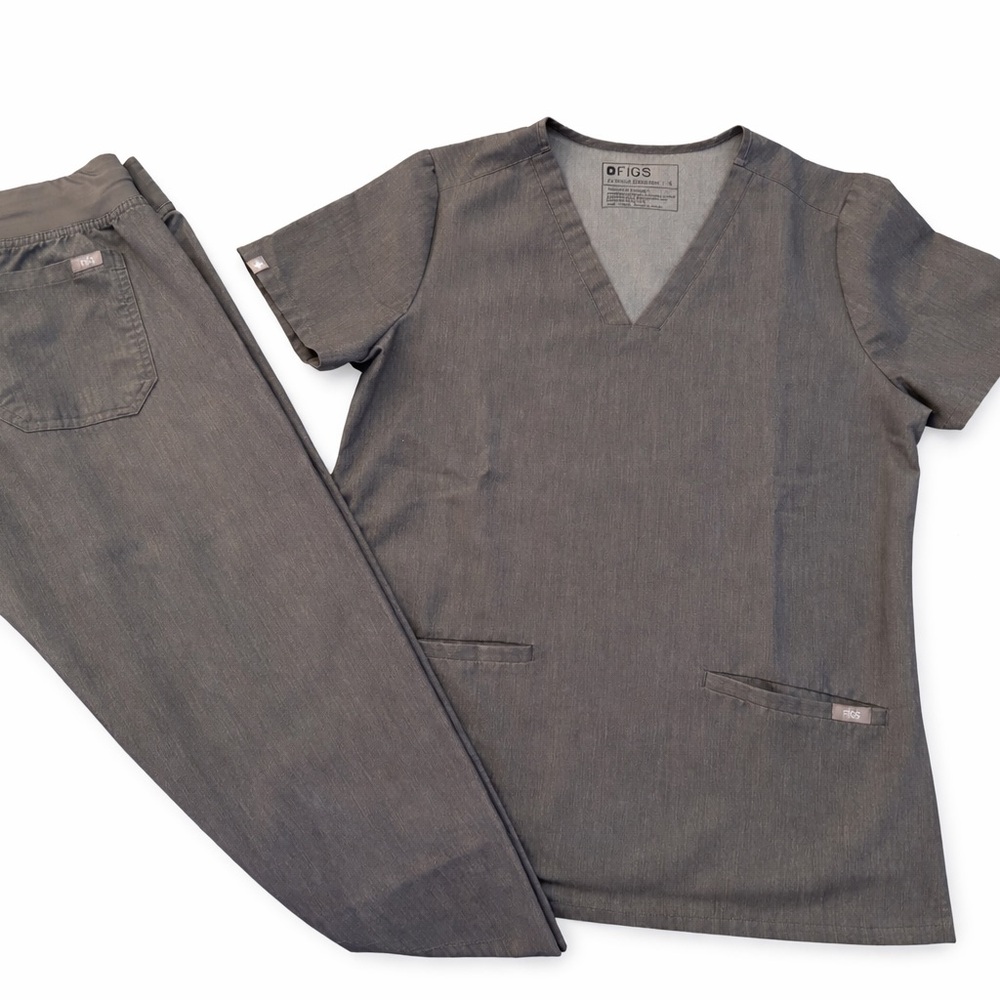 Figs Graphite Scrub Set